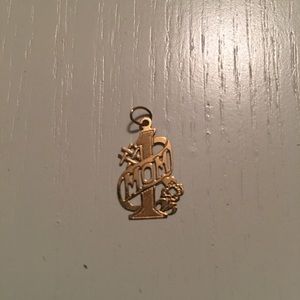#1 Mom charm